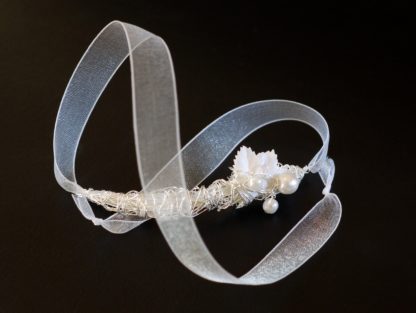 flower tendril made of silverwire