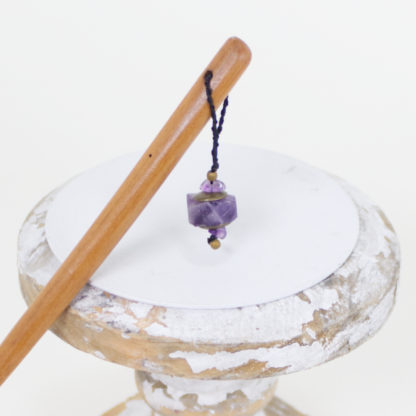 Hair stick of wood with amethyst